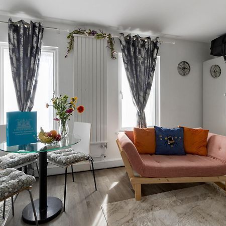 Exeter City Centre Apartments Stoop Apartment ภายนอก รูปภาพ