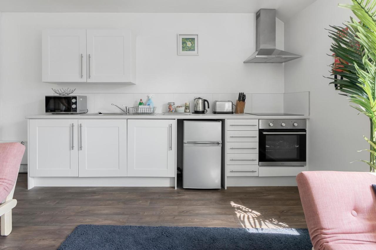Exeter City Centre Apartments Stoop Apartment ภายนอก รูปภาพ