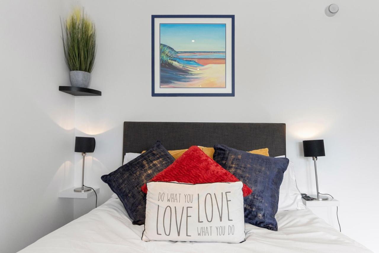 Exeter City Centre Apartments Stoop Apartment ภายนอก รูปภาพ